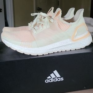 Adidas Ultraboost 19